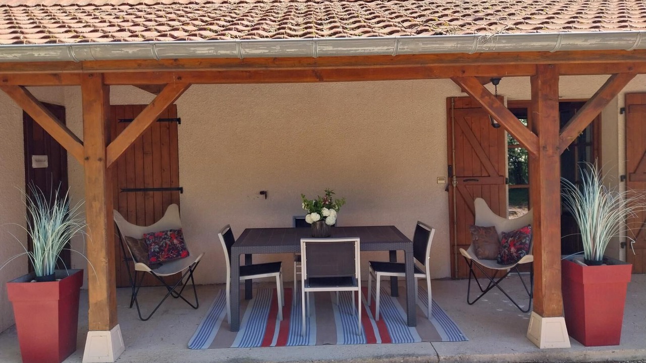 Photo of Outdoor in Tronchy