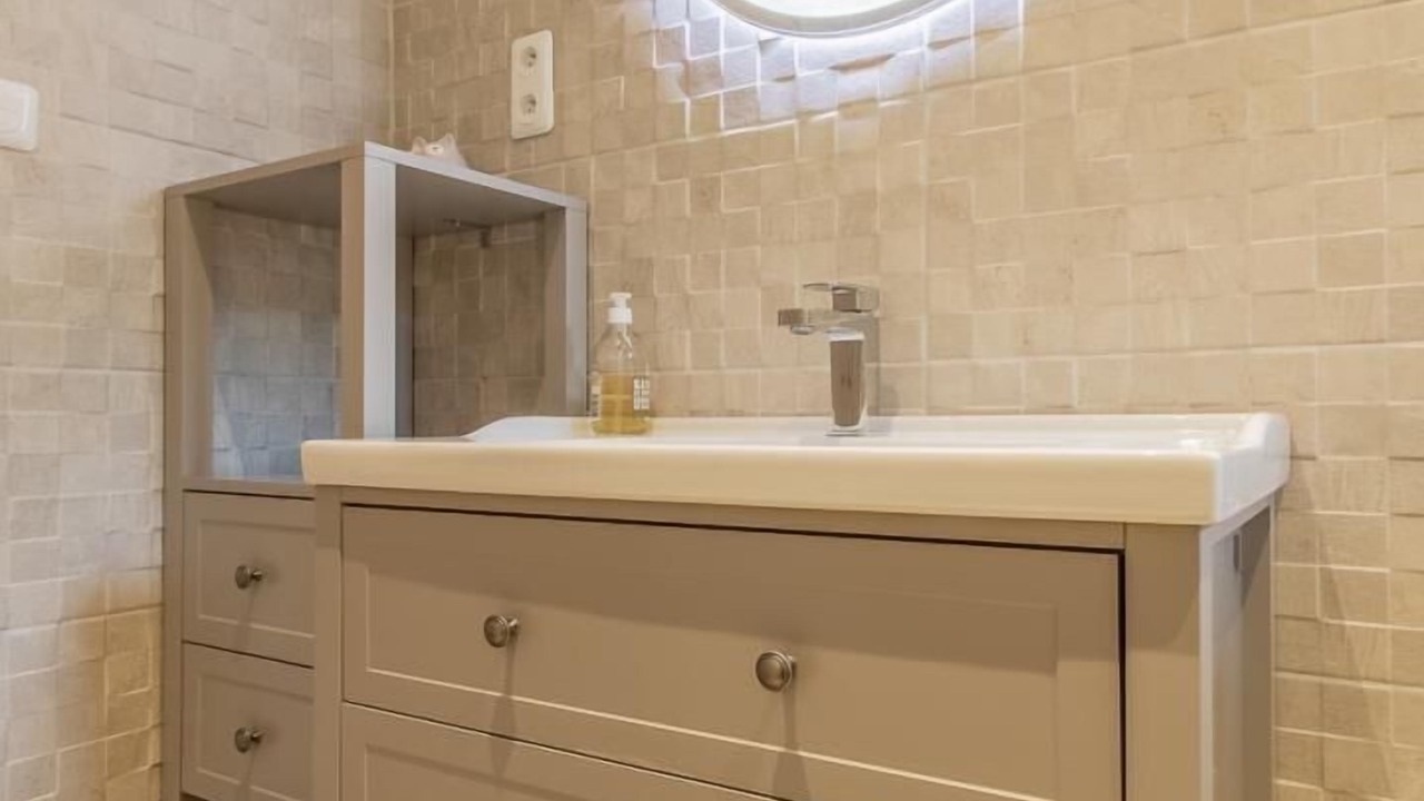 Photo of Bathroom in Serley