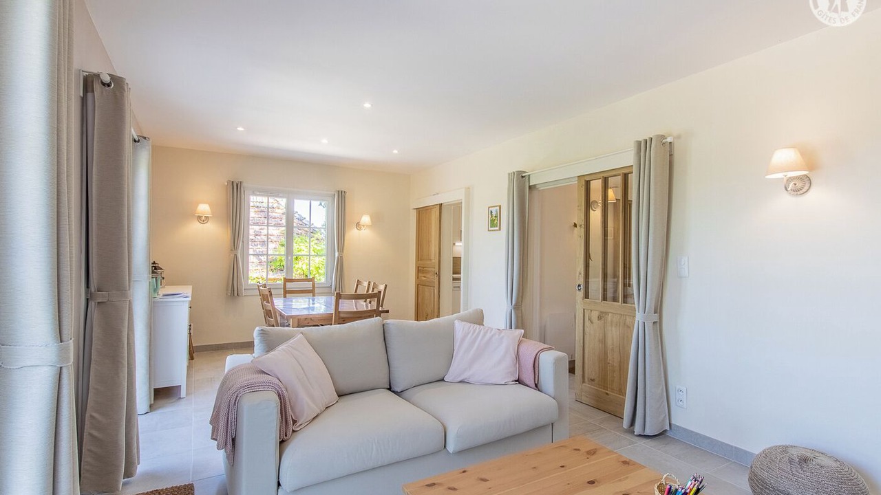 Photo of Livingroom in Serley
