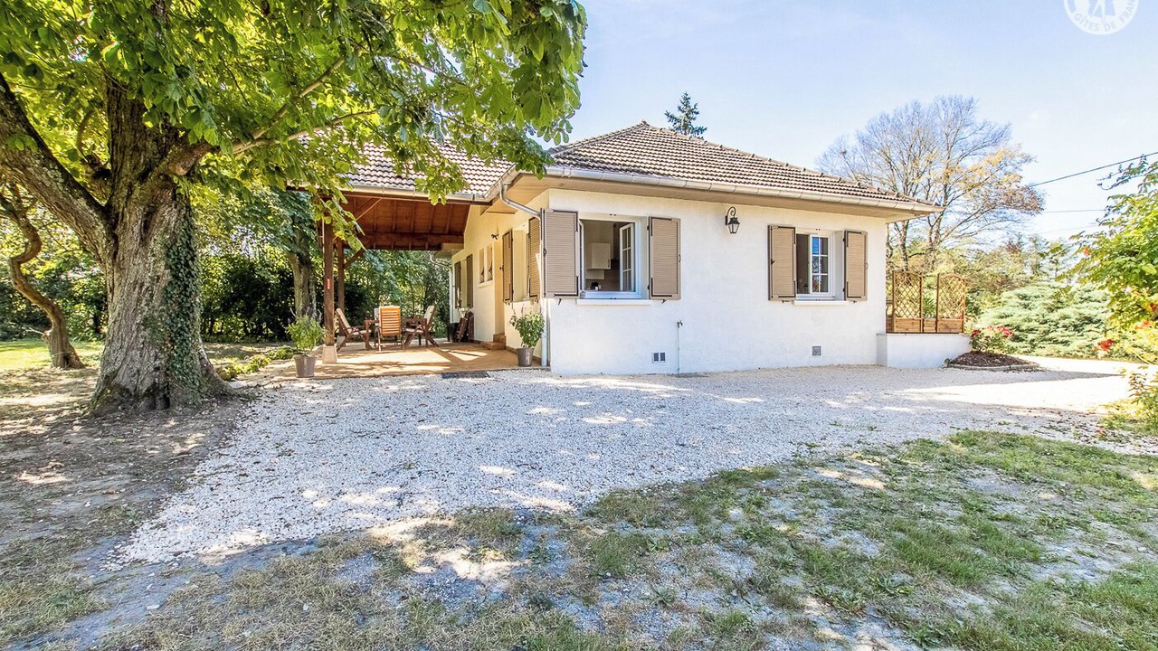Photo of Outdoor in Serley