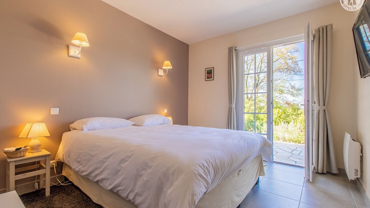 Photo of Bedroom in Serley