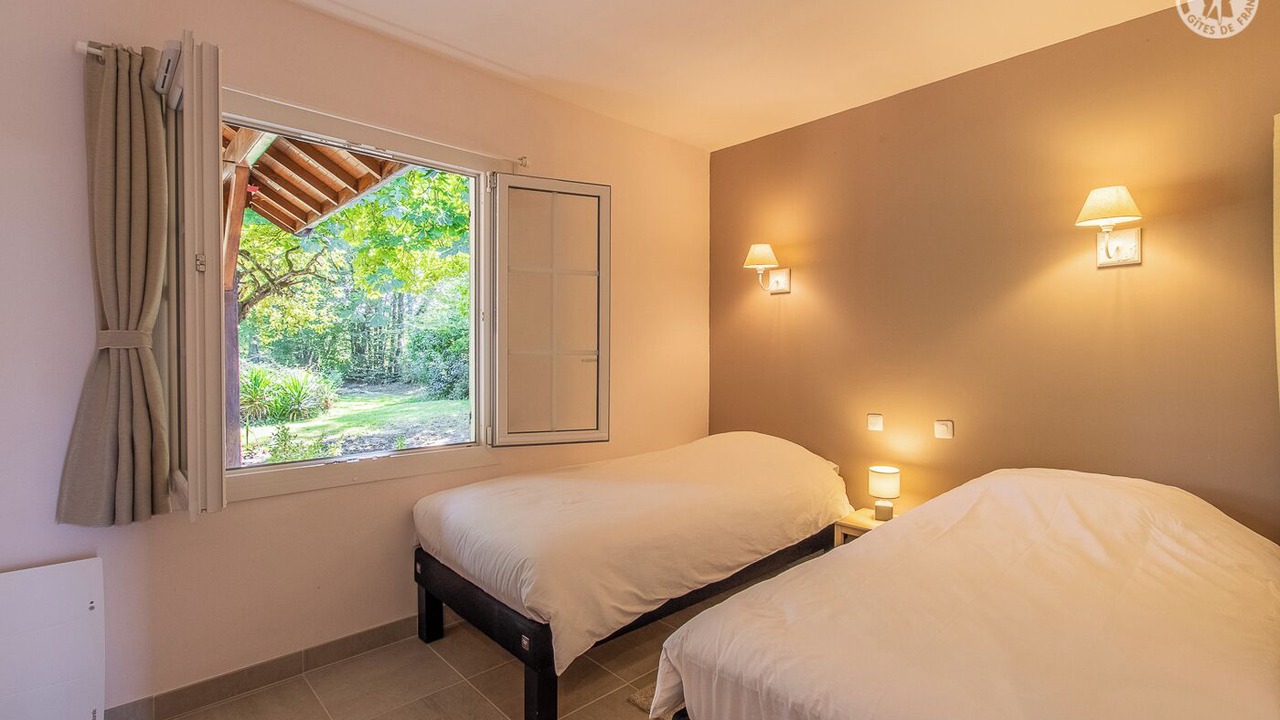 Photo of Bedroom in Serley