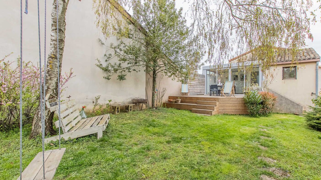 Photo of Outdoor in Solutre-Pouilly
