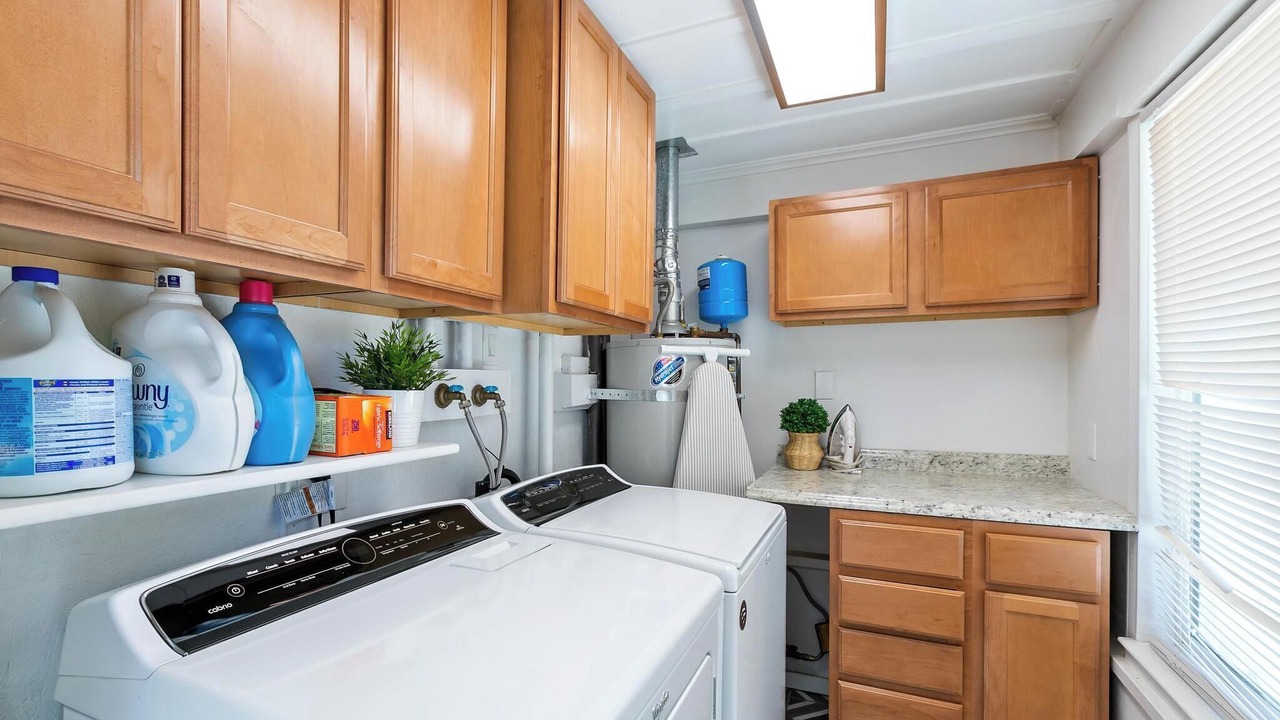 Photo of Bedroom in North Oak Park