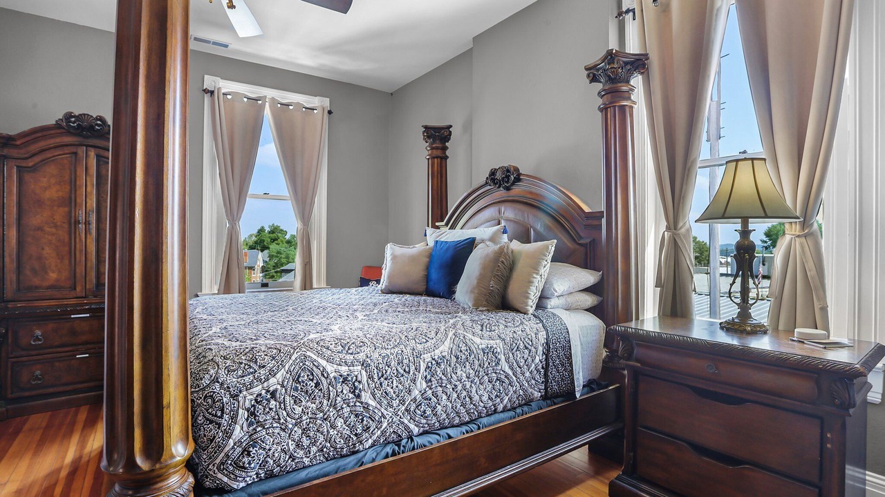 Photo of Bedroom in Washington