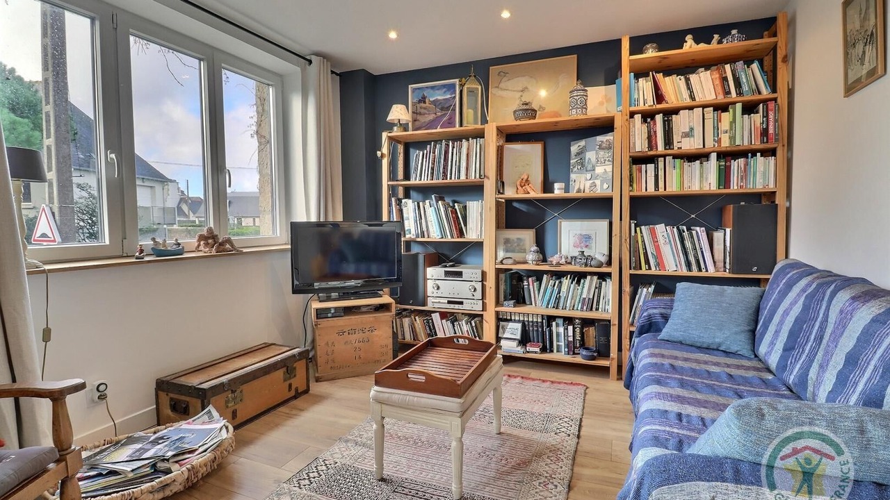 Photo of Livingroom in Saint-Ideuc