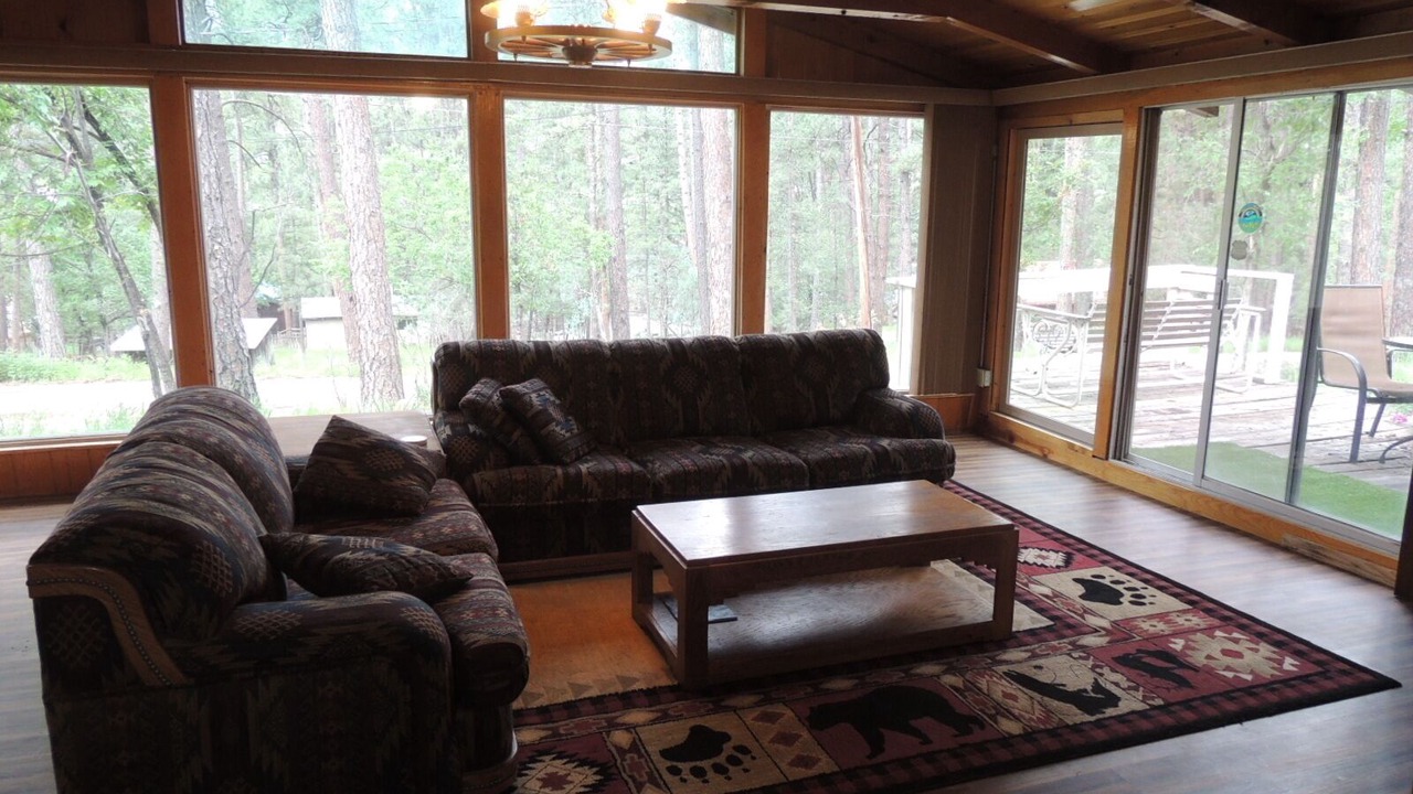 Photo of Livingroom in Ruidoso