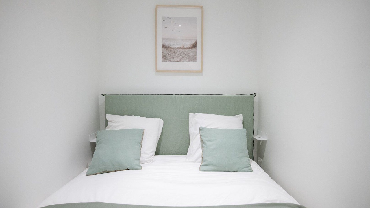 Photo of Bedroom in Griffon - Royale