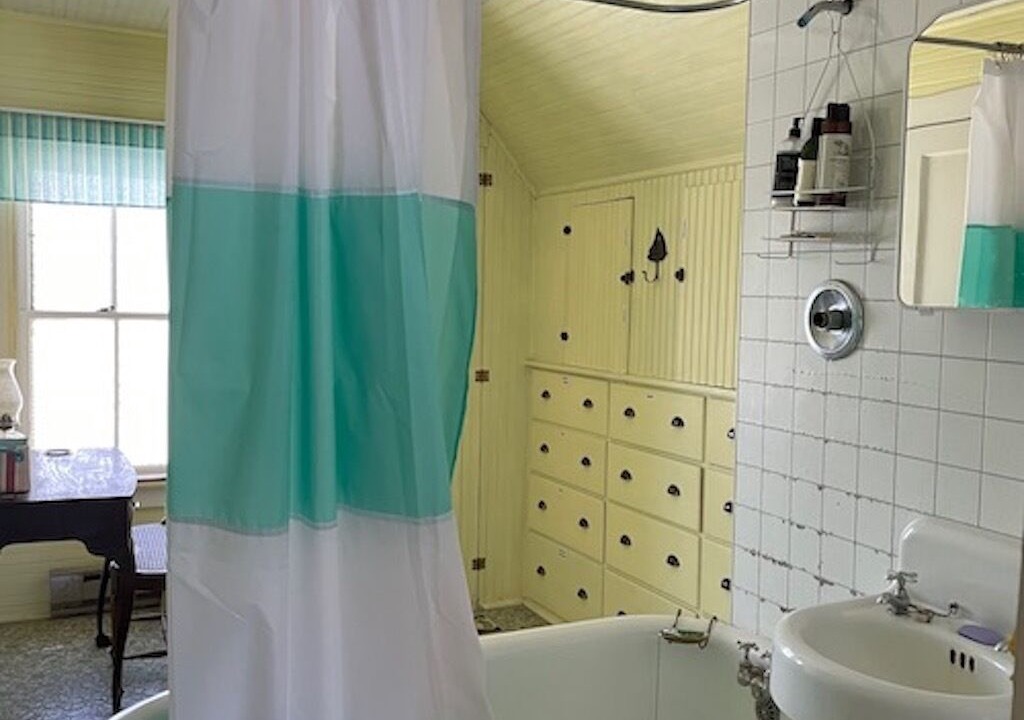 Photo of Bathroom in Westmore