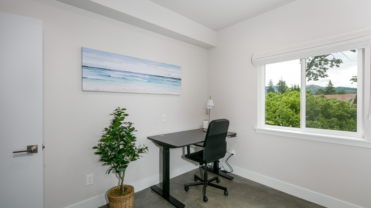 Photo of Others in White Salmon