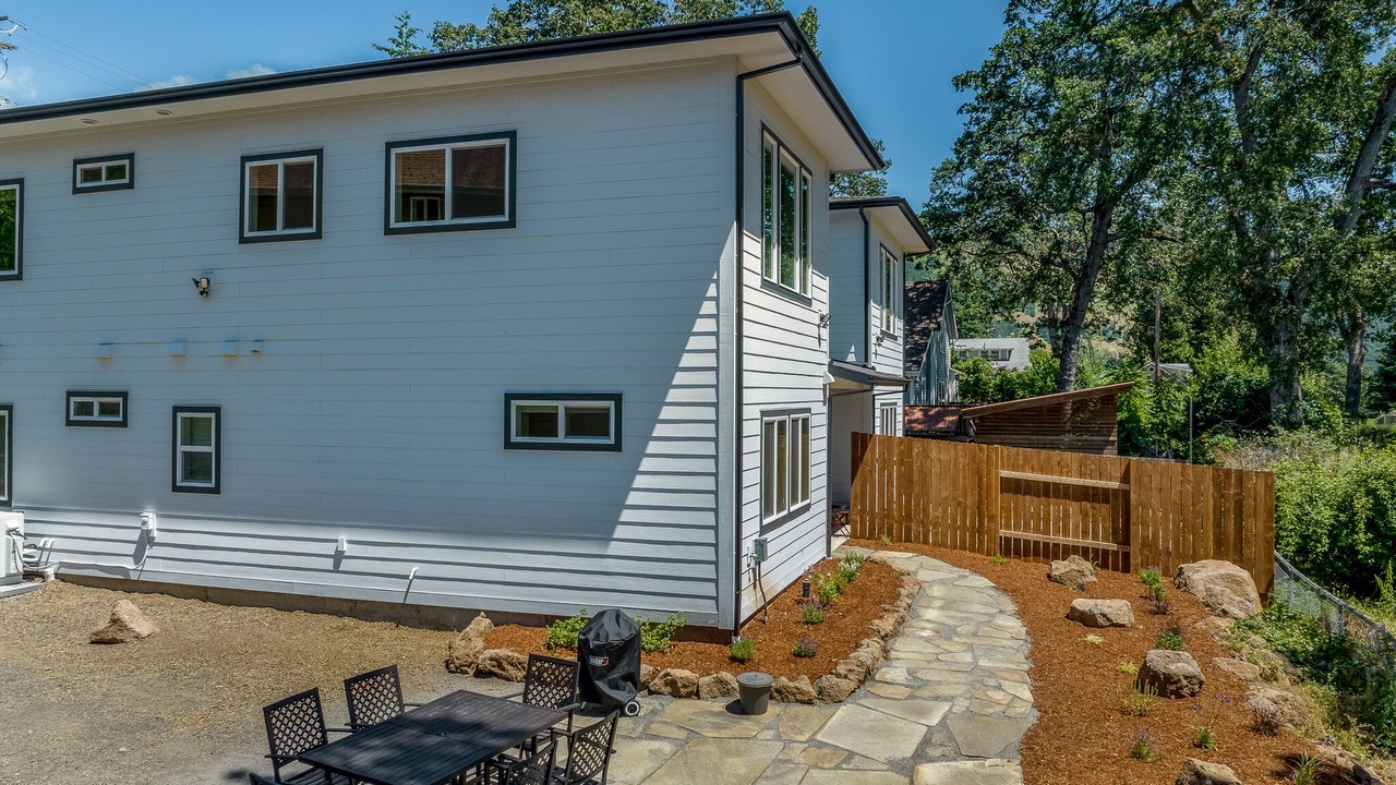 Photo of Outdoor in White Salmon