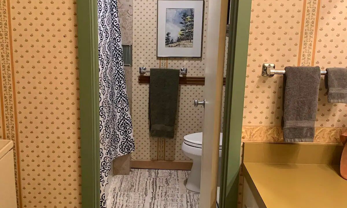 Photo of Bathroom in Teton Pines