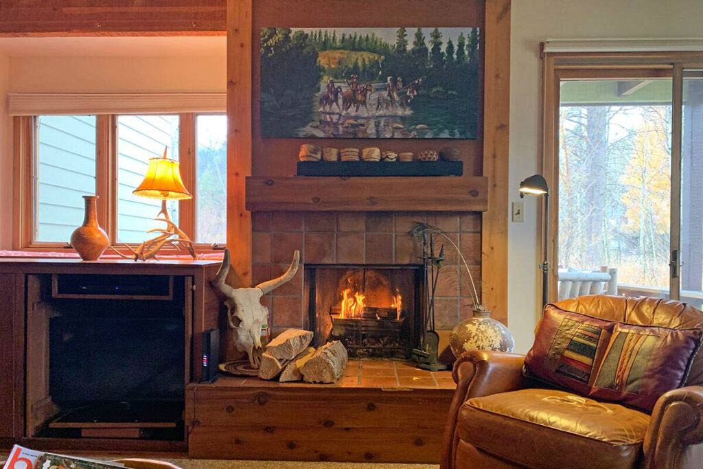 Photo of Livingroom in Teton Pines