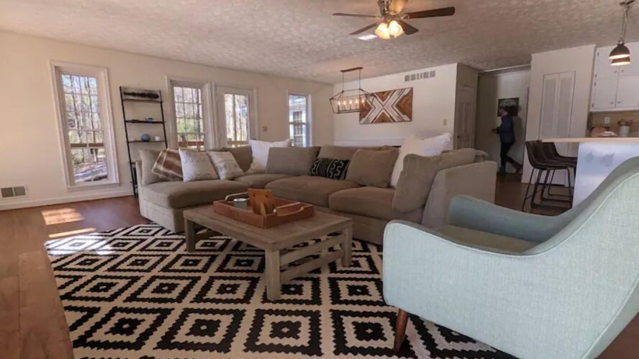 Photo of Livingroom in Buckhead