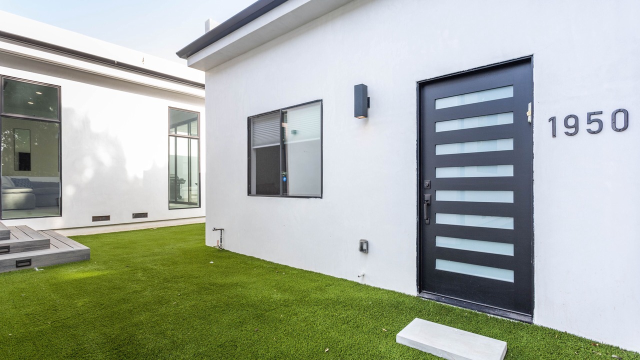 Photo of Outdoor in McManus