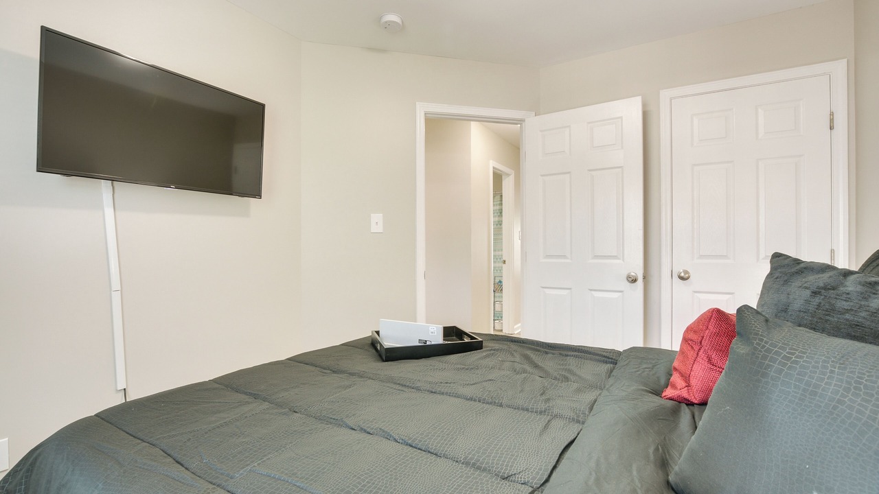 Photo of Bedroom in Southeast Raleigh