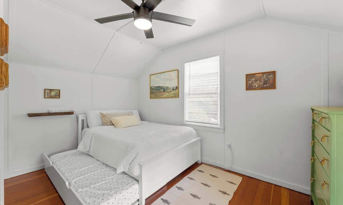 Photo of Bedroom in Auburn