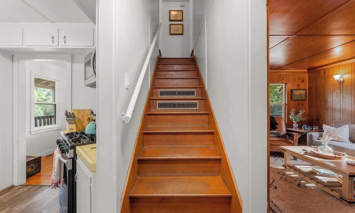 Photo of Livingroom in Auburn