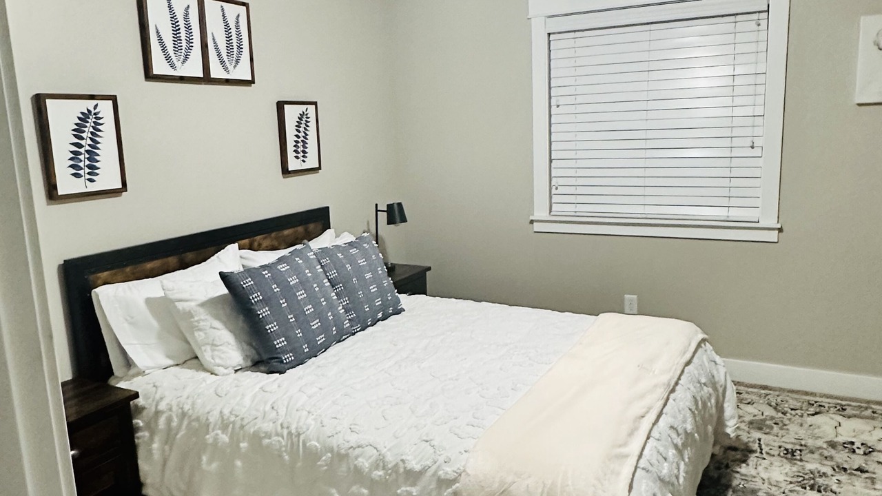 Photo of Bedroom in Bluffdale