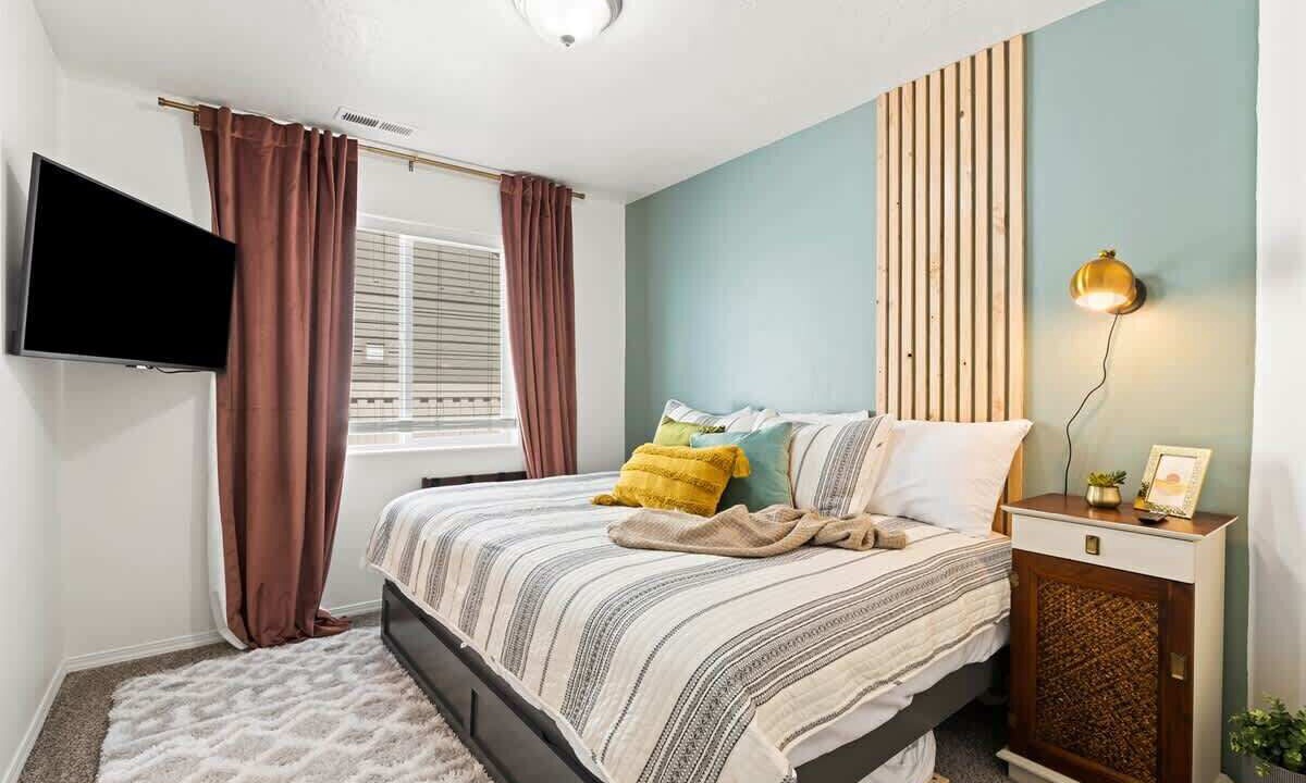 Photo of Others in Caldwell