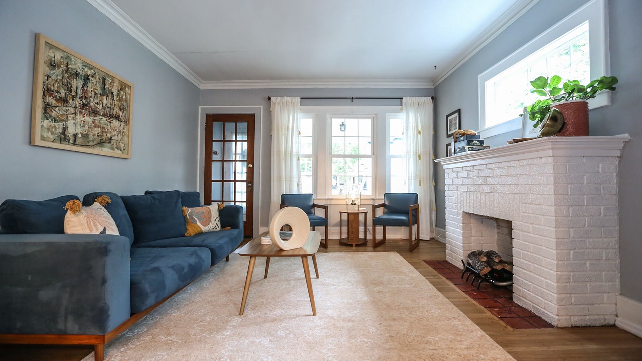 Photo of Livingroom in Rochester