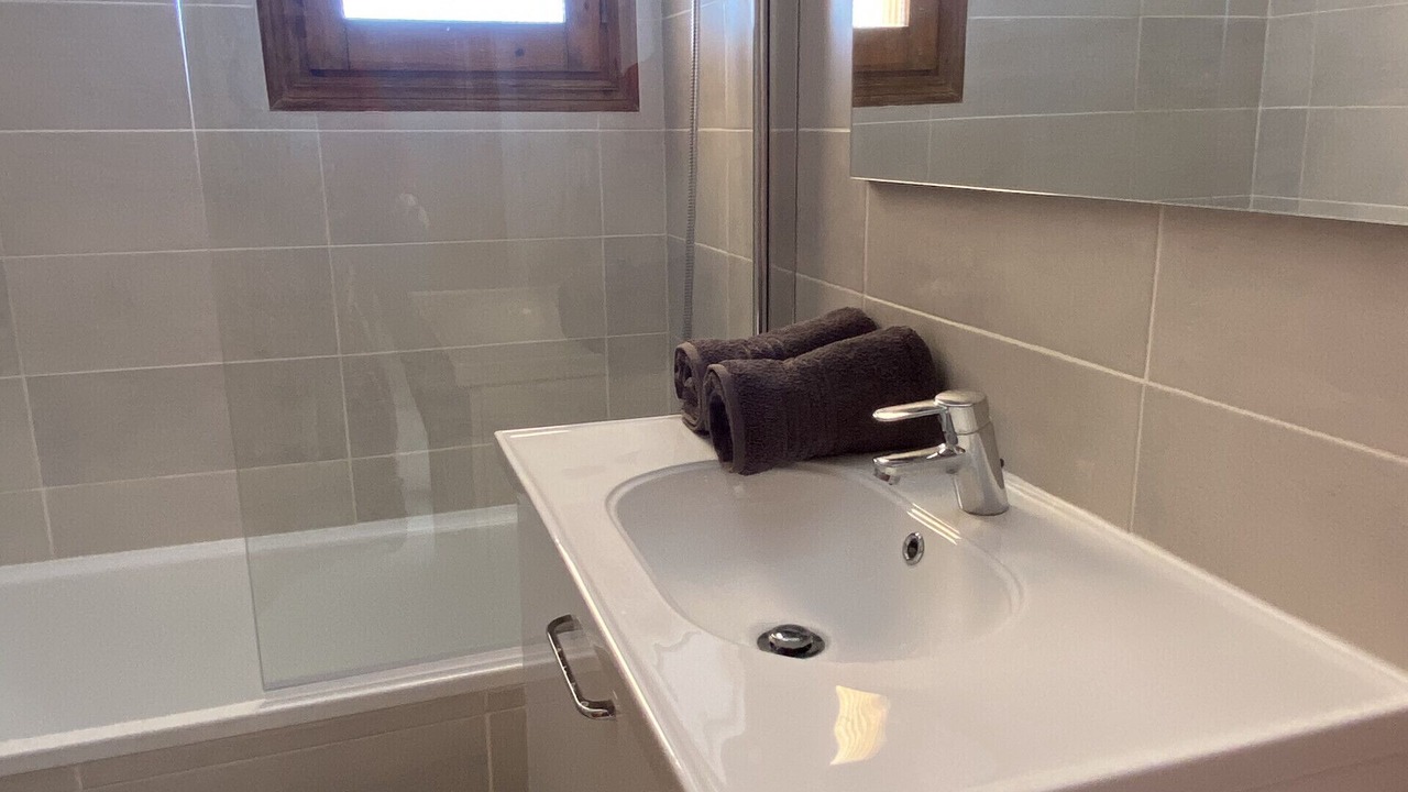 Photo of Bathroom in Benimeit