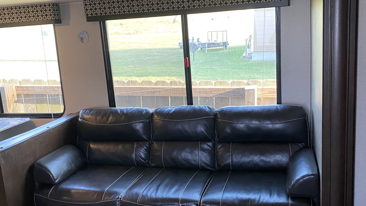 Photo of Livingroom in Skidmore