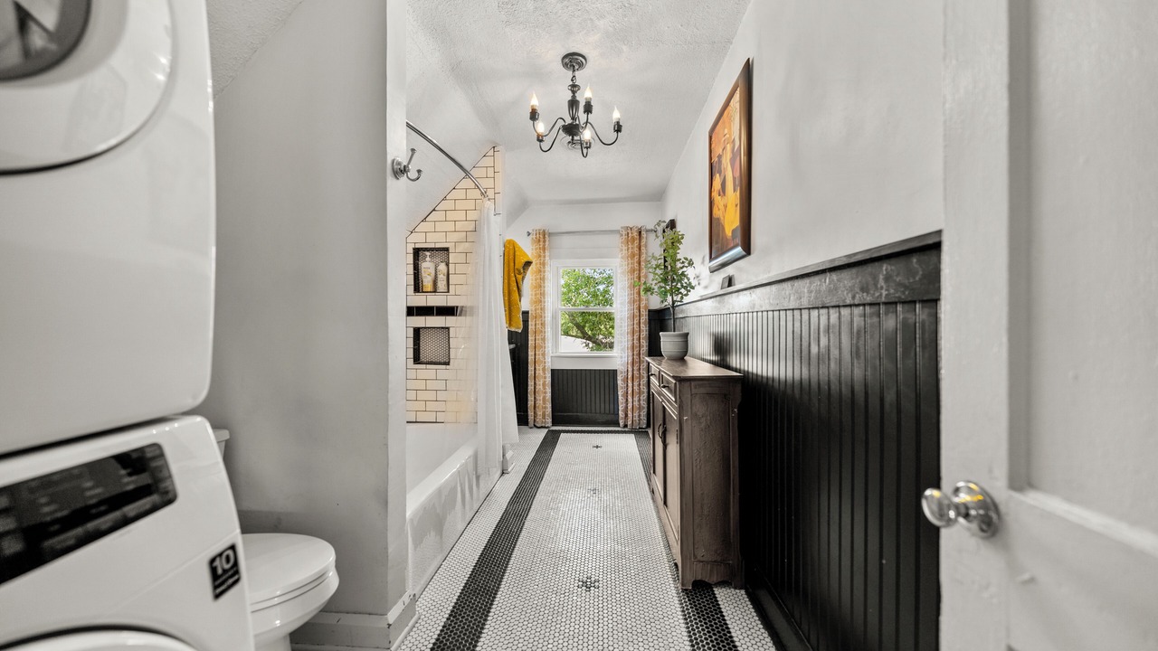 Photo of Bathroom in Southmoreland