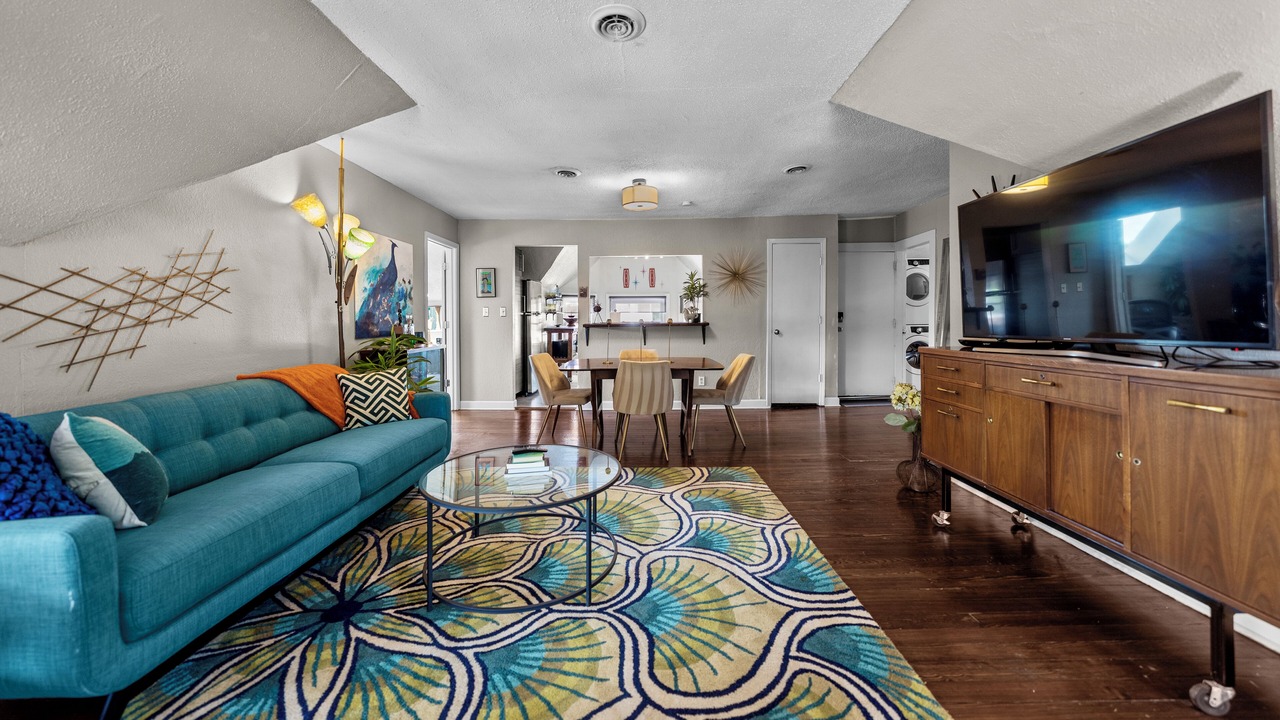 Photo of Livingroom in Southmoreland