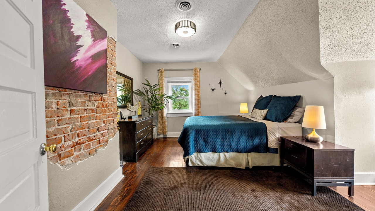 Photo of Bedroom in Southmoreland