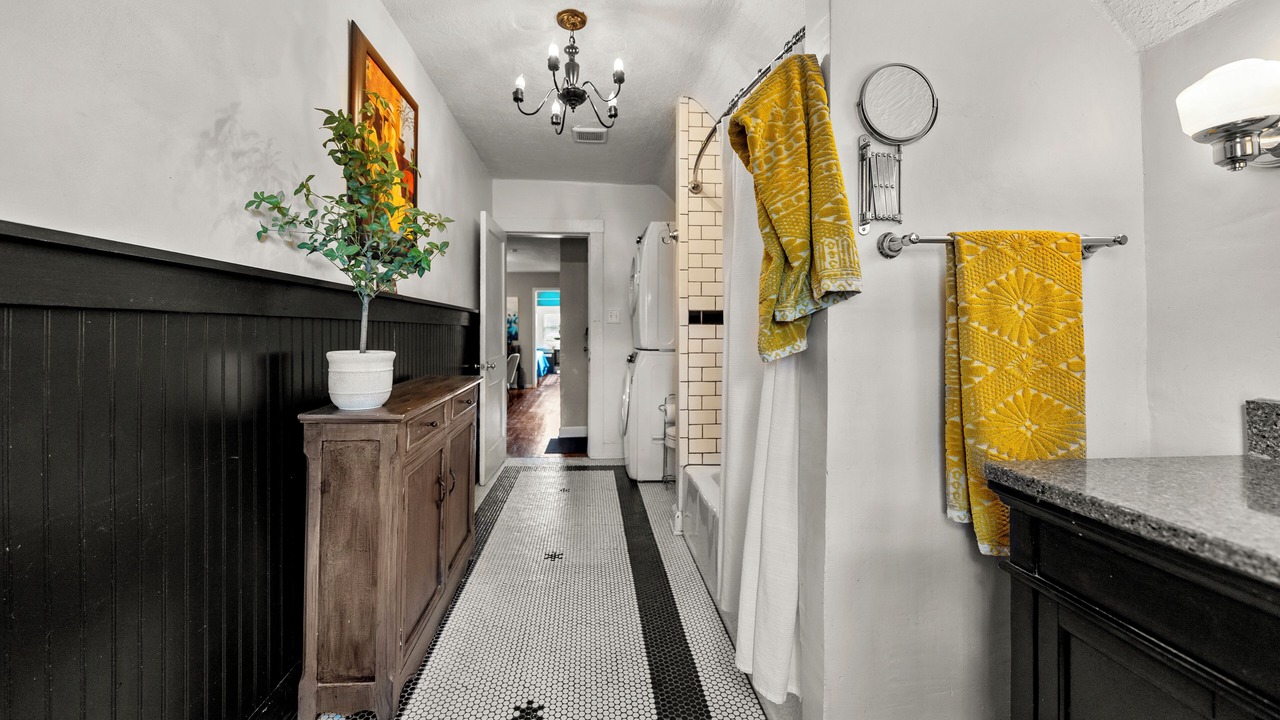 Photo of Bathroom in Southmoreland