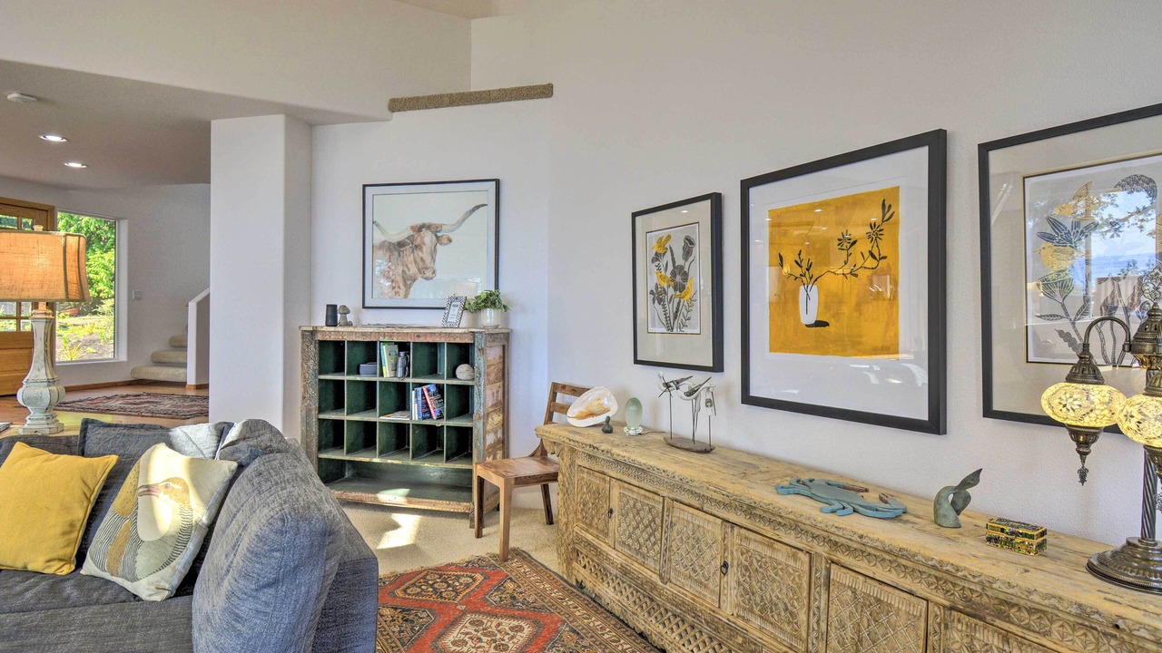 Photo of Livingroom in Kingston