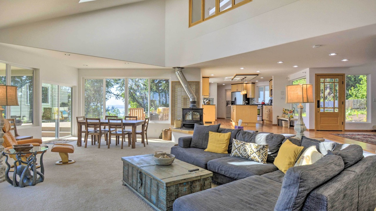 Photo of Livingroom in Kingston