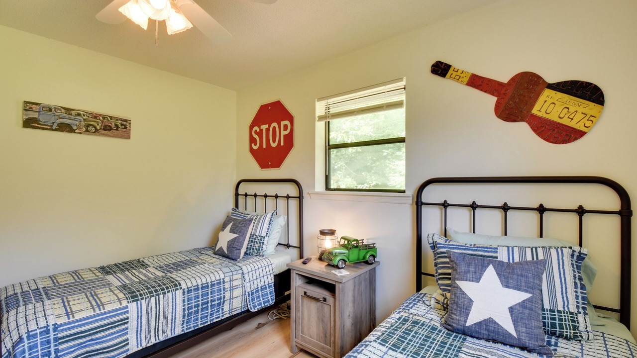Photo of Bedroom in Murphy