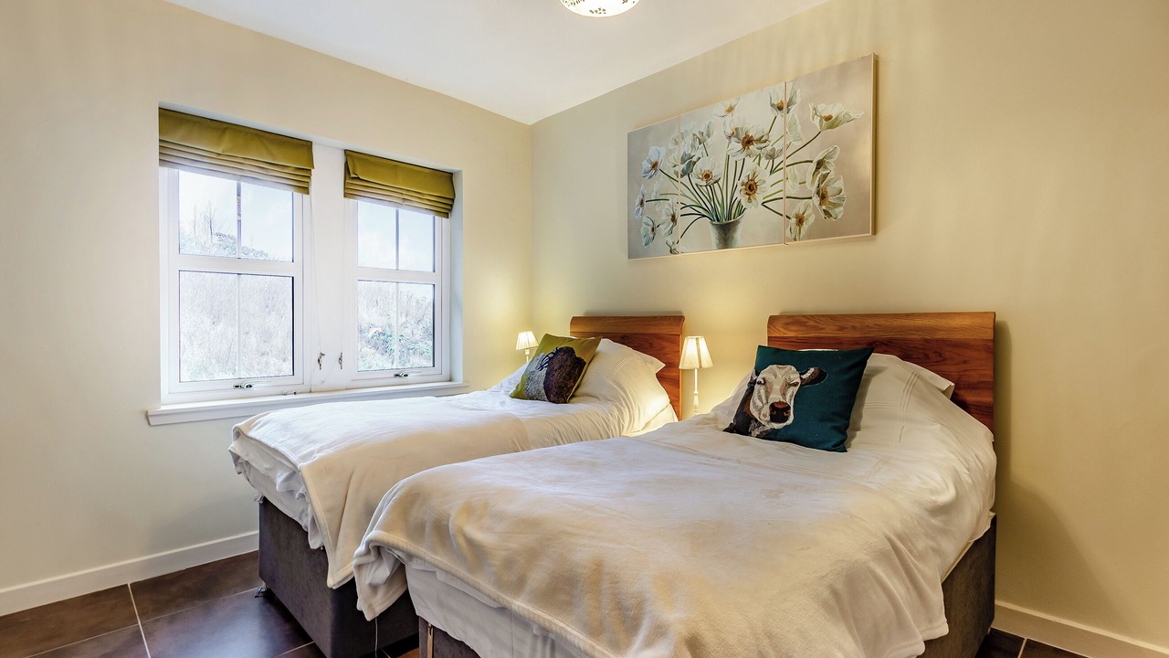 Photo of Others in Newtonmore