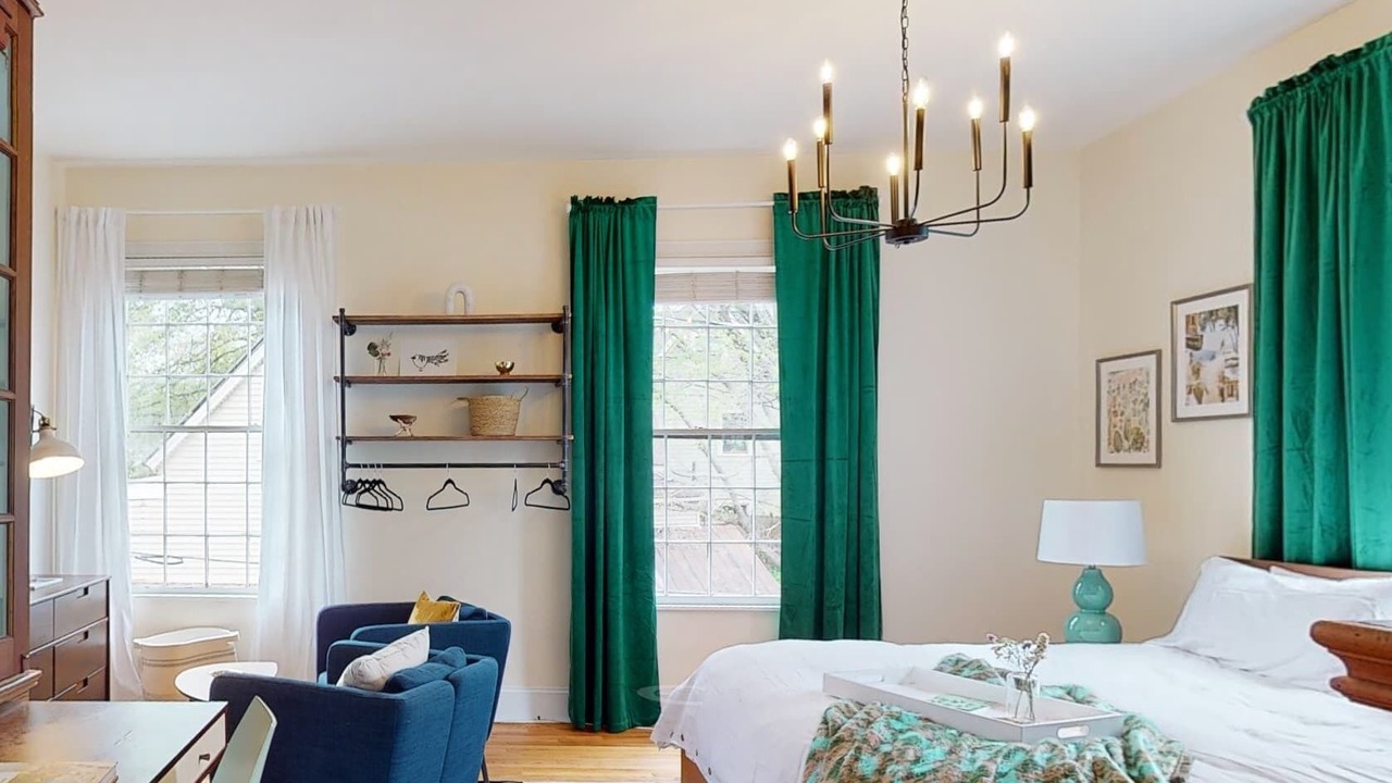 Photo of Bedroom in Cabbagetown