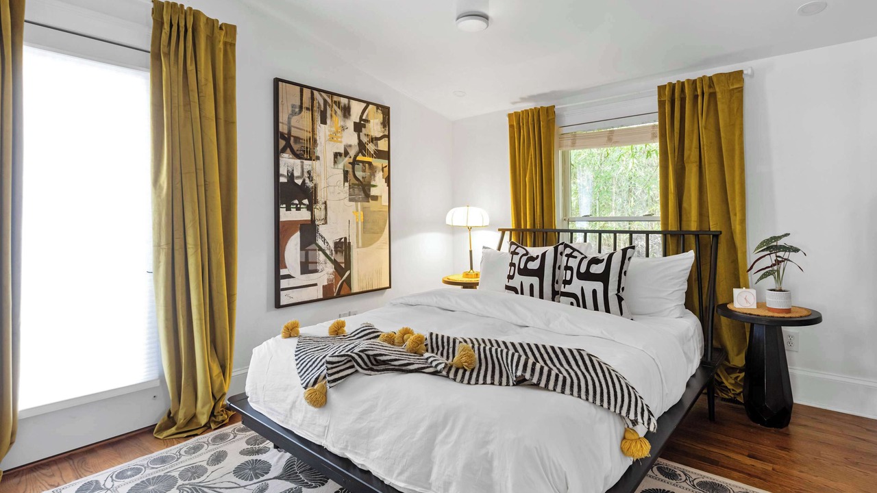 Photo of Bedroom in Cabbagetown