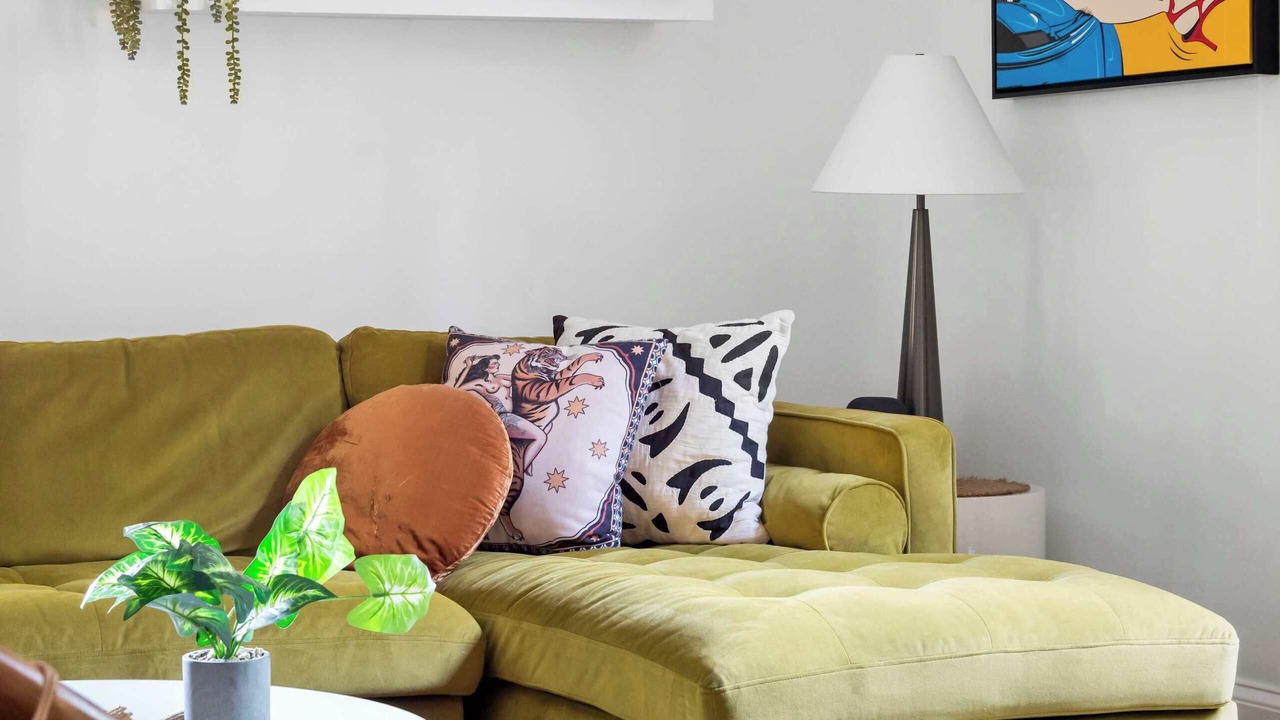 Photo of Livingroom in Cabbagetown
