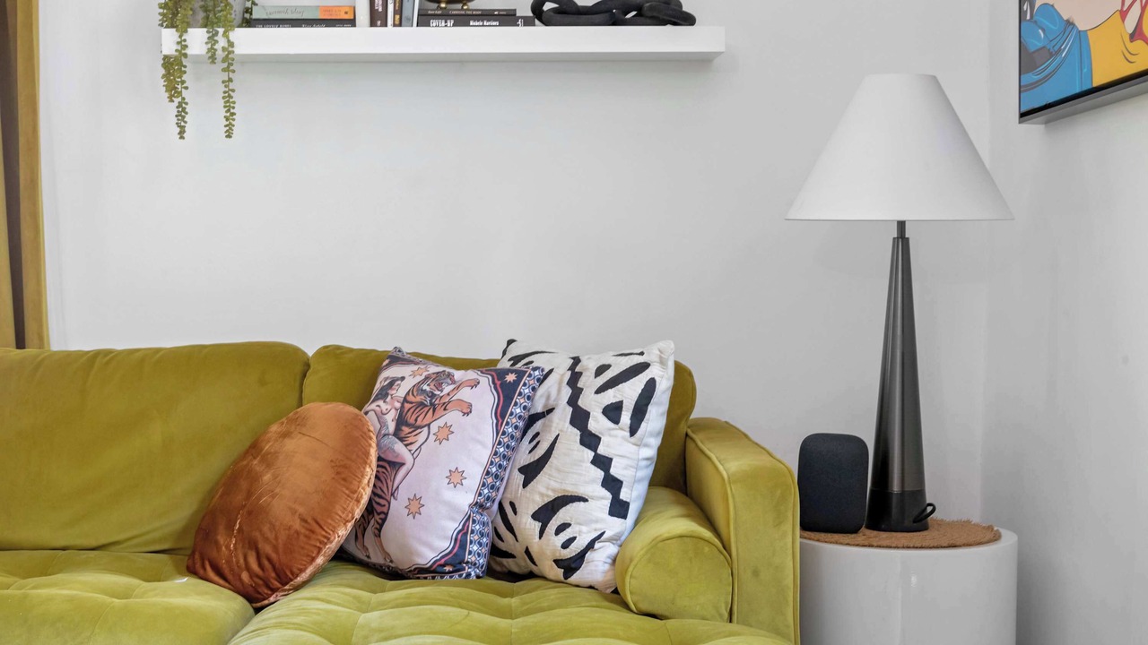 Photo of Livingroom in Cabbagetown