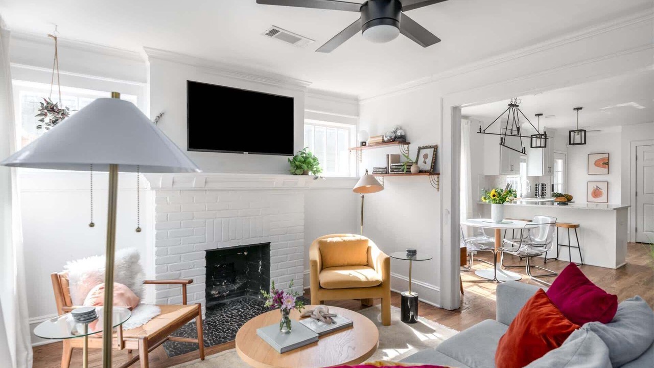 Photo of Livingroom in Reynoldstown