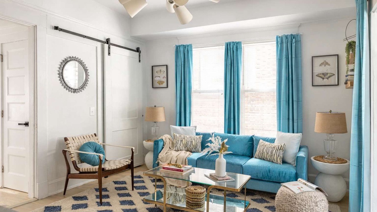 Photo of Livingroom in Candler Park
