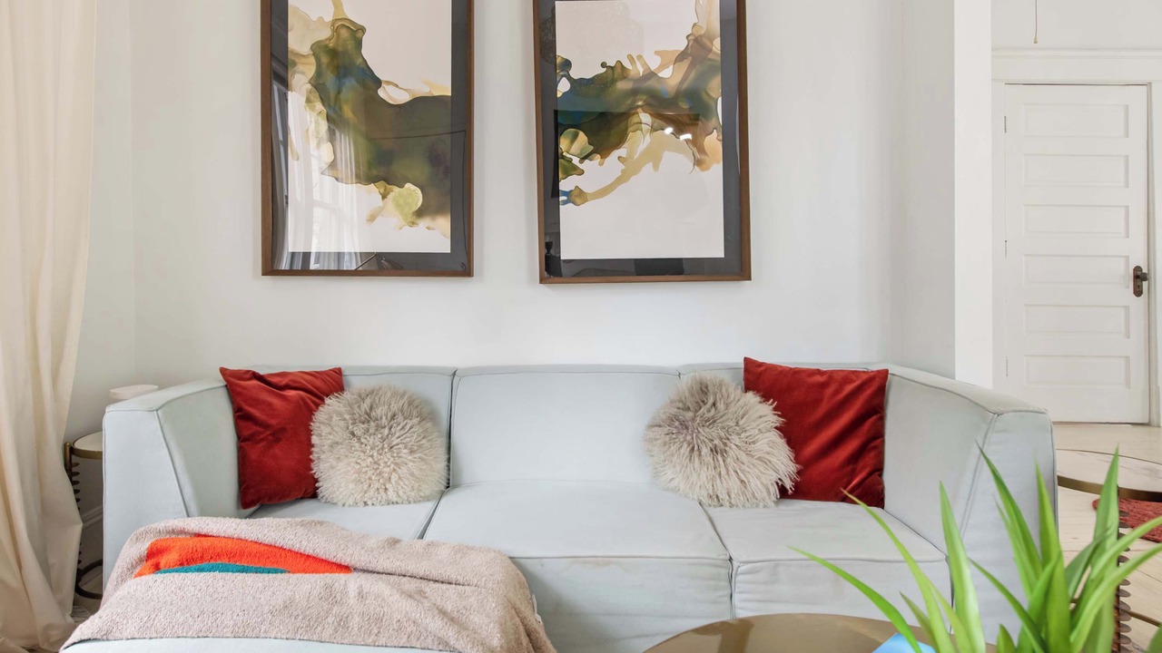 Photo of Livingroom in Inman Park