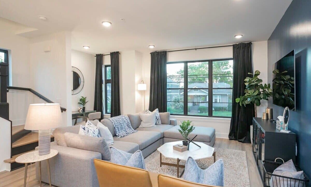 Photo of Livingroom in McFerrin Park