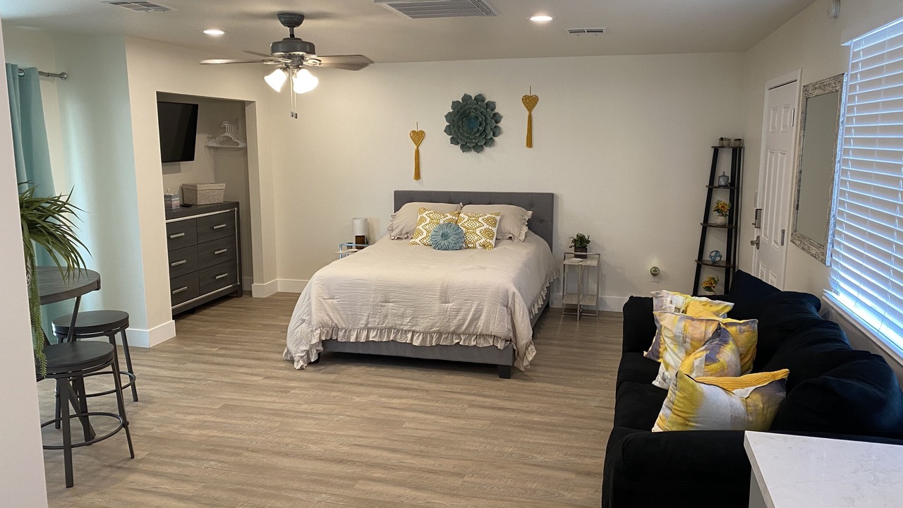 Photo of Bedroom in Central Scottsdale