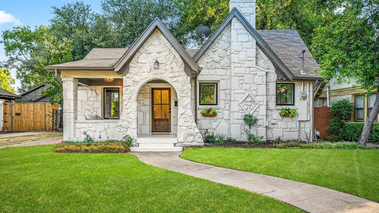 Photo of Outdoor in Dallas