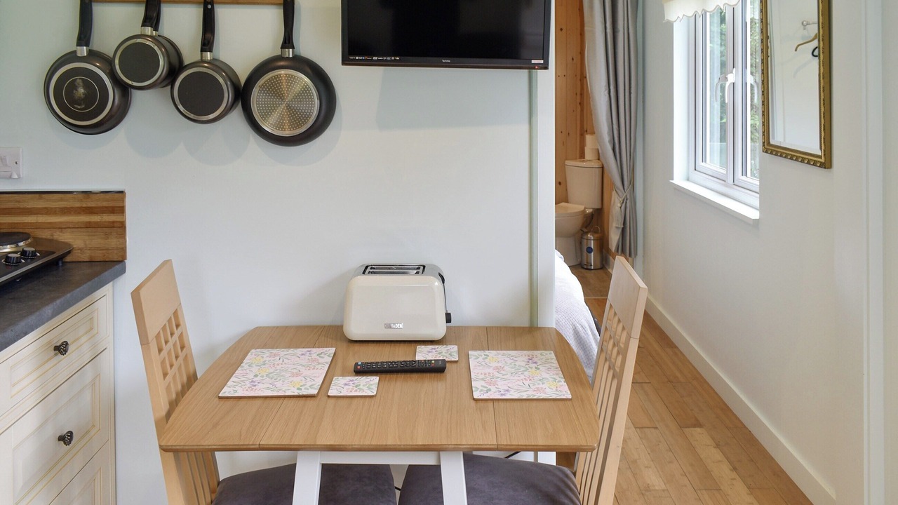 Photo of Others in Five Oak Green