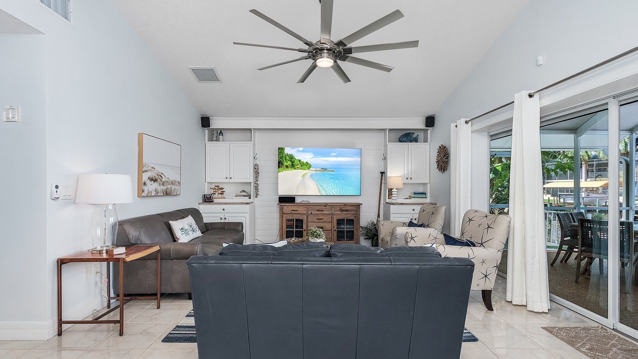 Photo of Bedroom in Caloosahatchee