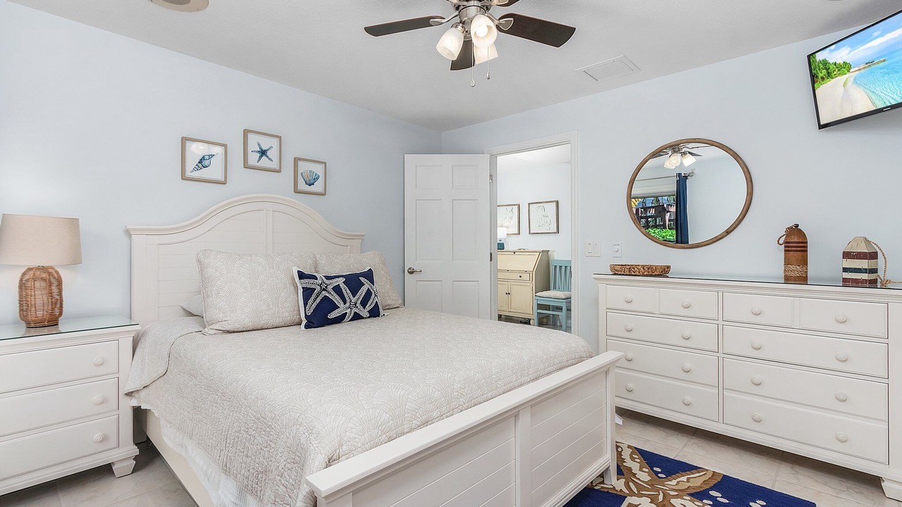 Photo of Bedroom in Caloosahatchee
