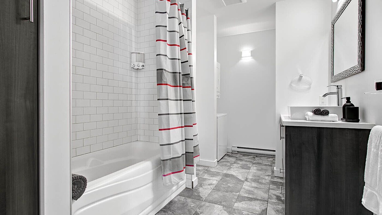 Photo of Bathroom in Neuville