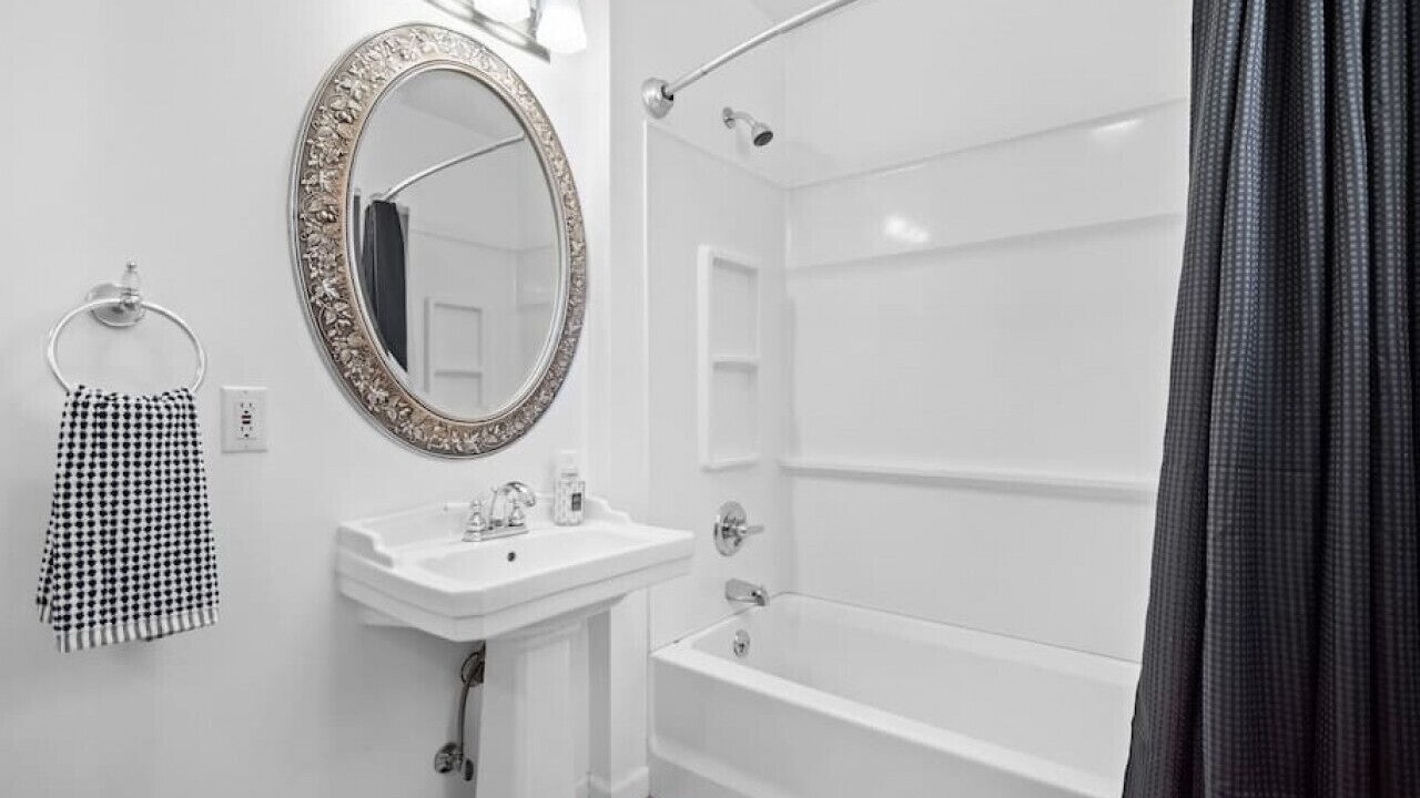 Photo of Bathroom in South Perry District